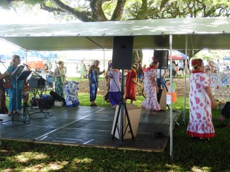 Hilo dancers